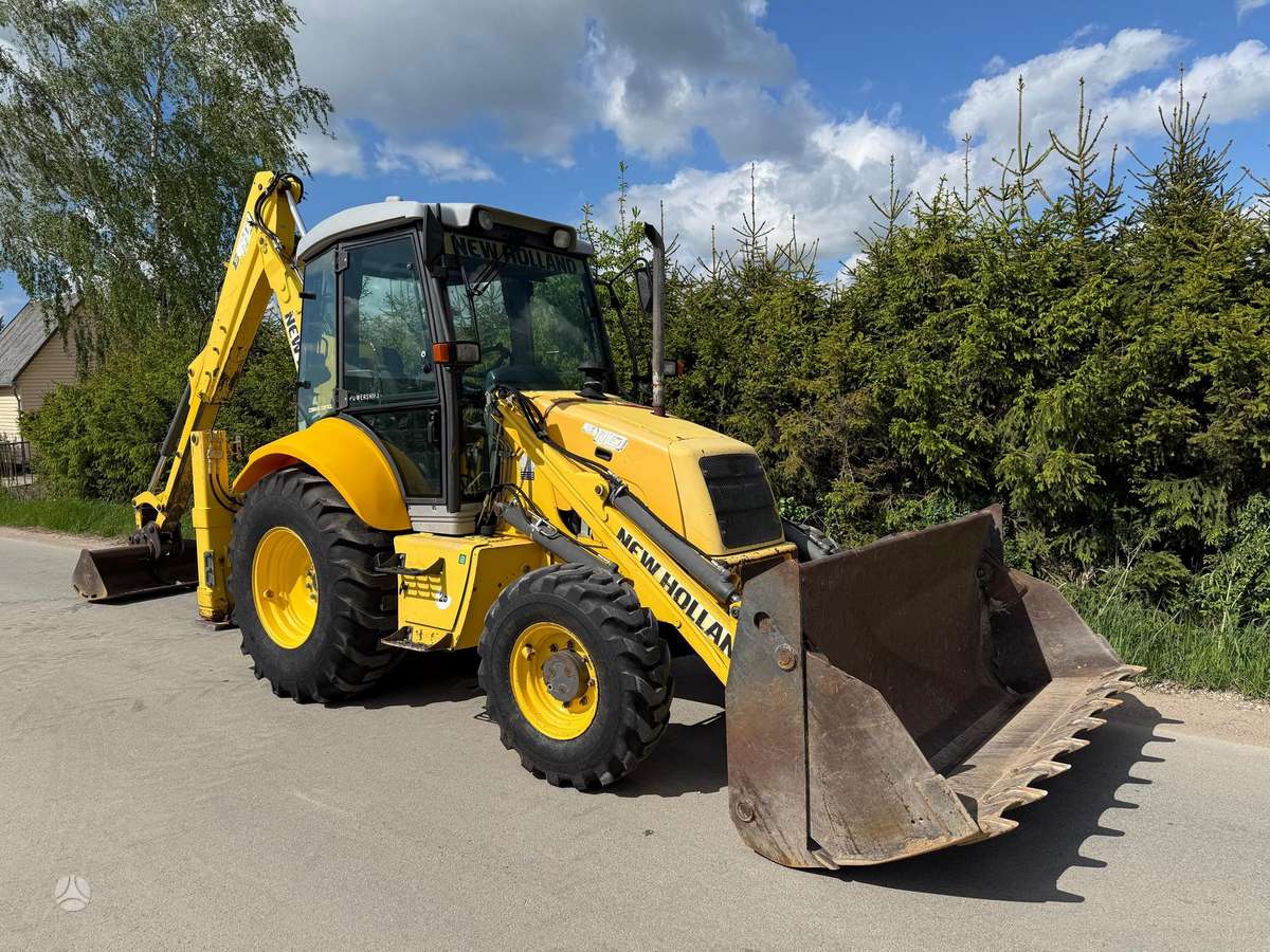 New Holland LB110B-4PT, excavator loader