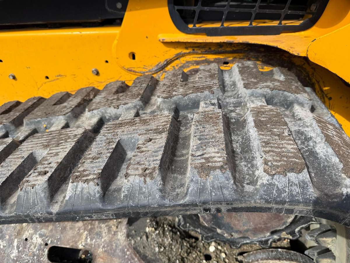 Bobcat T650, mini loaders