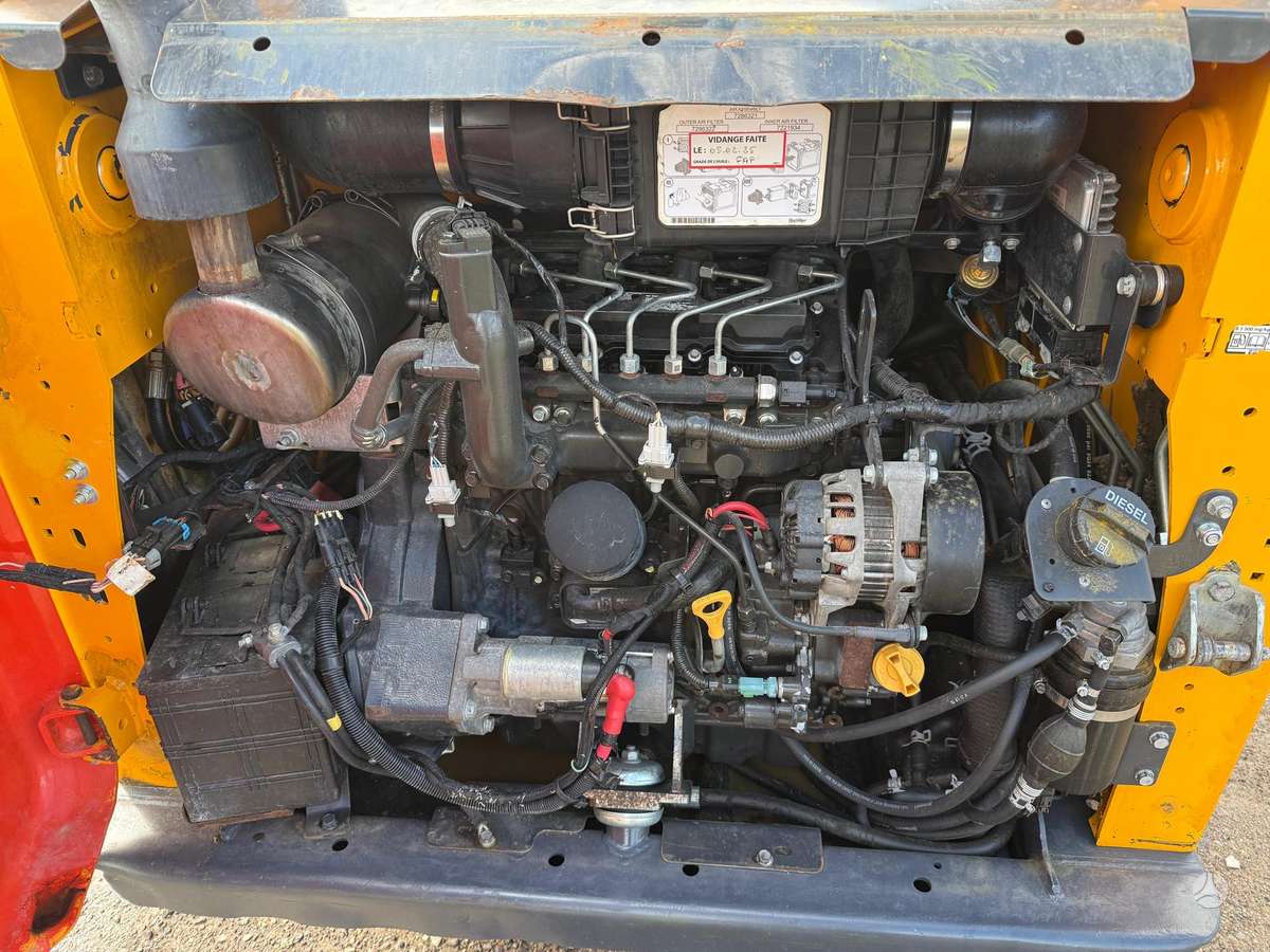Bobcat T650, mini loaders