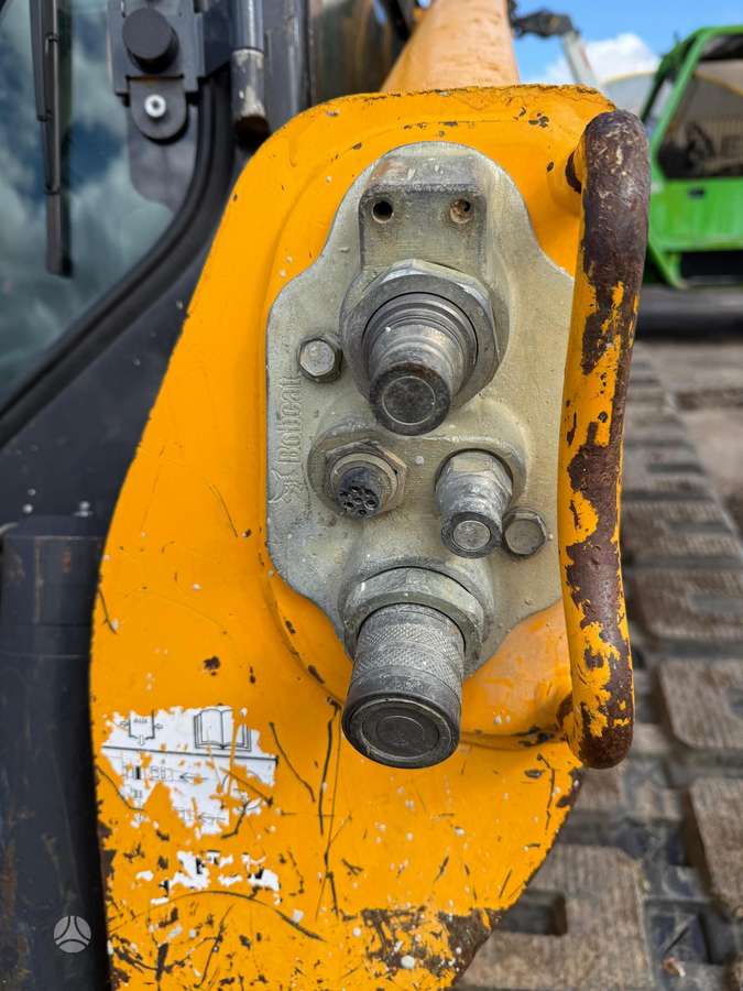 Bobcat T650, mini loaders