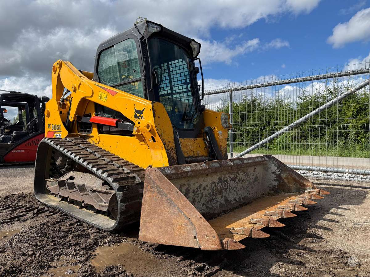 Bobcat T650, mini loaders