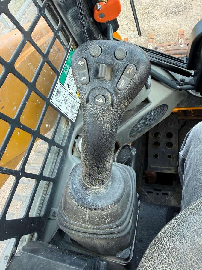 Bobcat T650, mini loaders