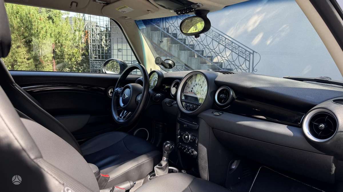 Mini Cooper, 1.6 l., Хэтчбек