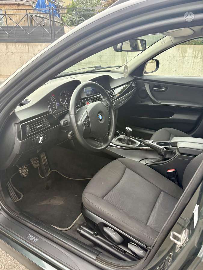 BMW 318, 2.0 l., wagon