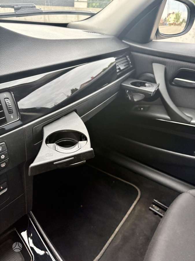 BMW 318, 2.0 l., wagon