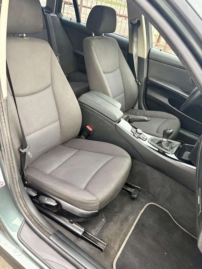 BMW 318, 2.0 l., wagon