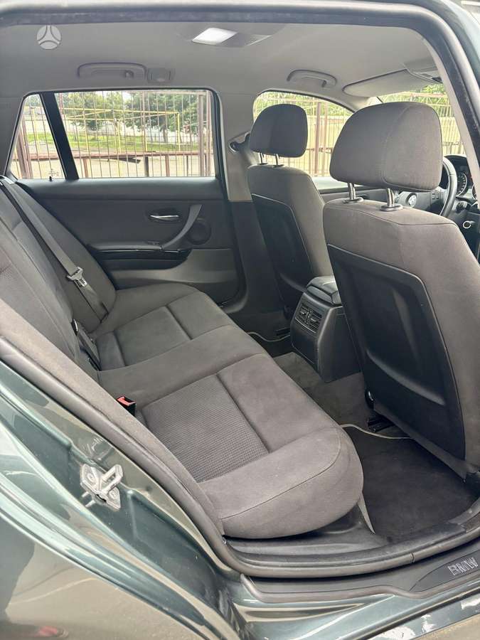 BMW 318, 2.0 l., wagon