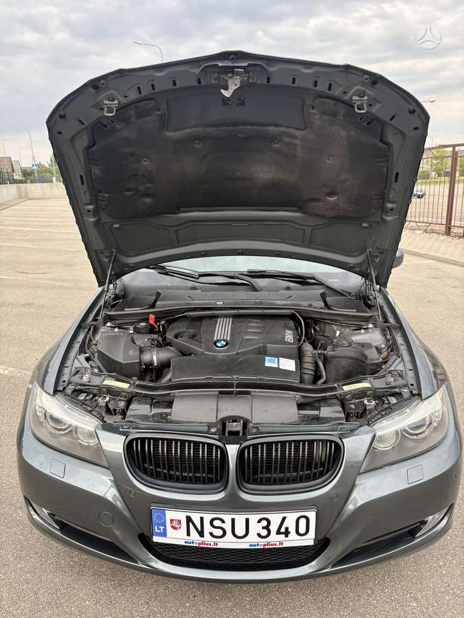 BMW 318, 2.0 l., wagon