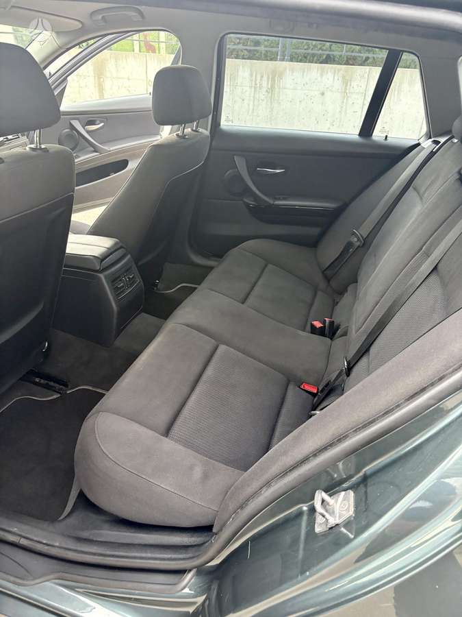 BMW 318, 2.0 l., wagon