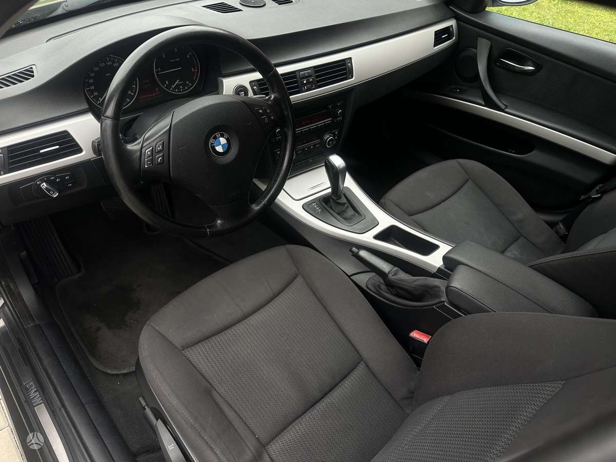 BMW 320, 2.0 l., wagon