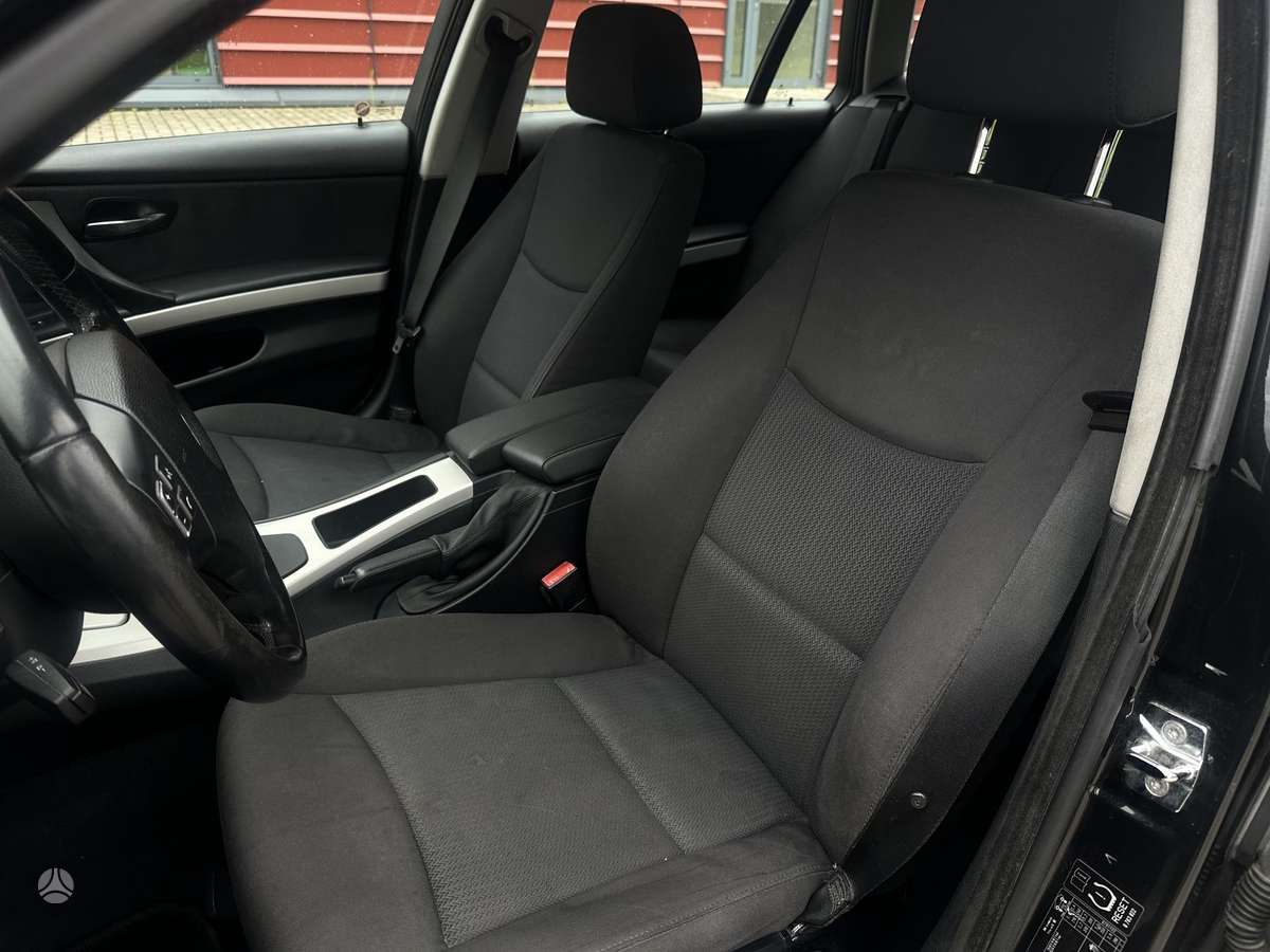 BMW 320, 2.0 l., wagon