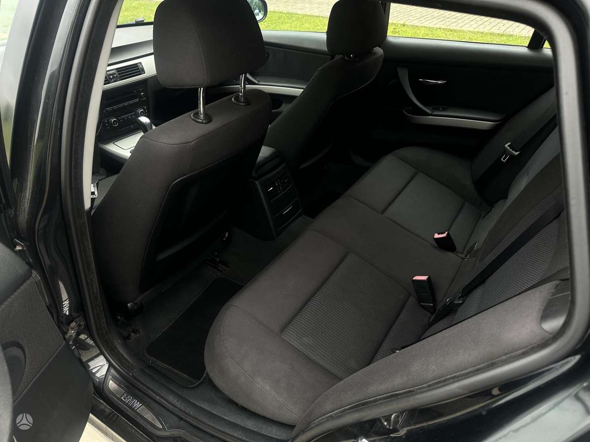BMW 320, 2.0 l., wagon