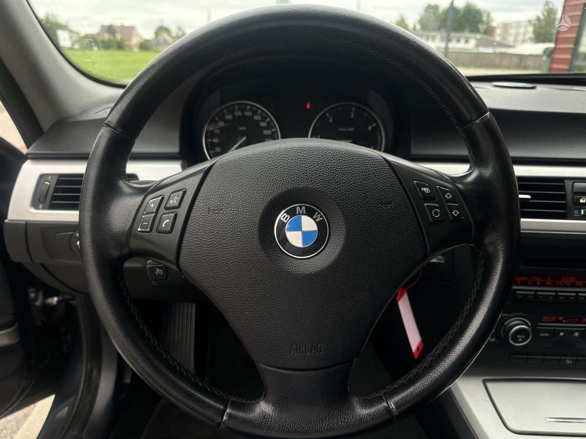 BMW 320, 2.0 l., Универсал