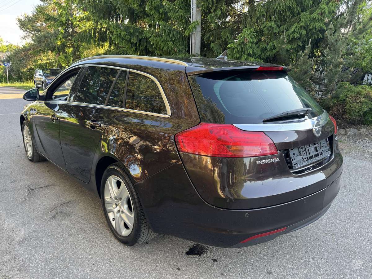 Opel Insignia, 2.0 l., Универсал
