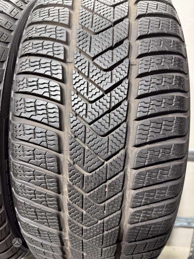 Pirelli Sottozero3, зимние 245/45 R18