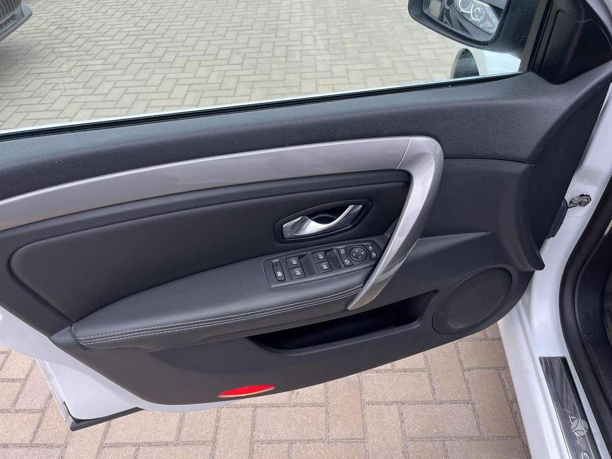 Renault Laguna, 1.5 l., Хэтчбек