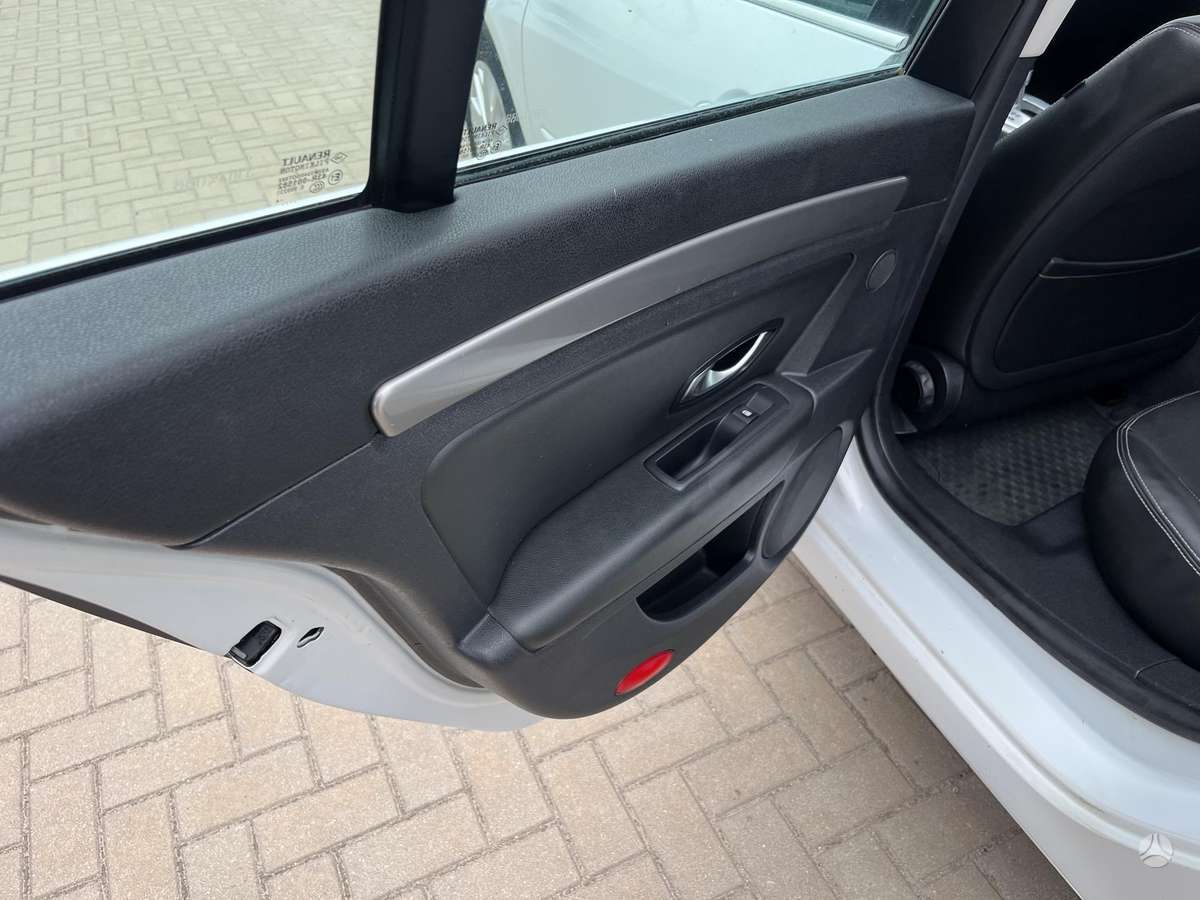 Renault Laguna, 1.5 l., Хэтчбек