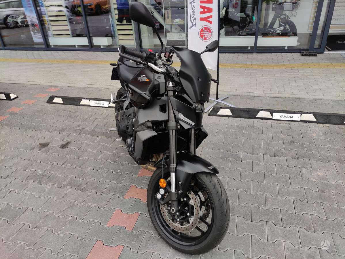 Yamaha MT 09 689cc, street / classic