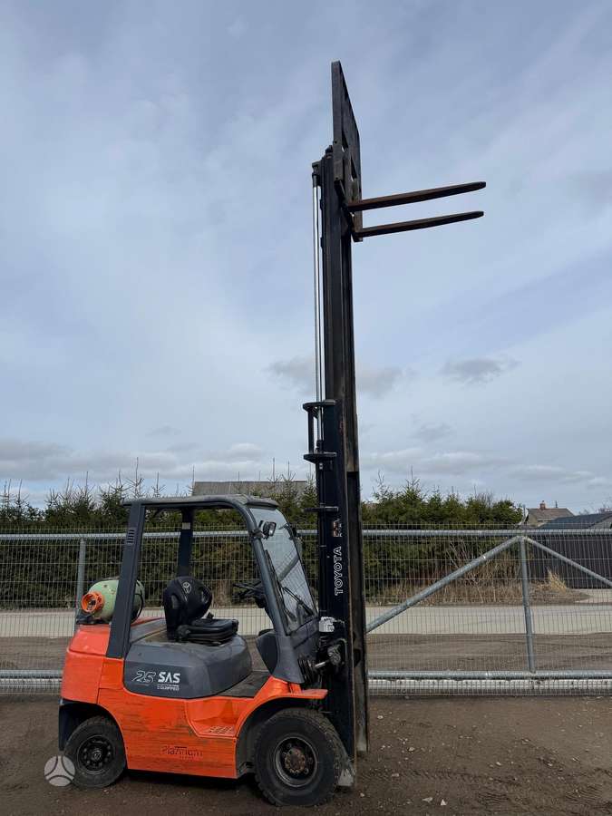 Toyota 42-7FGF25, forklifts