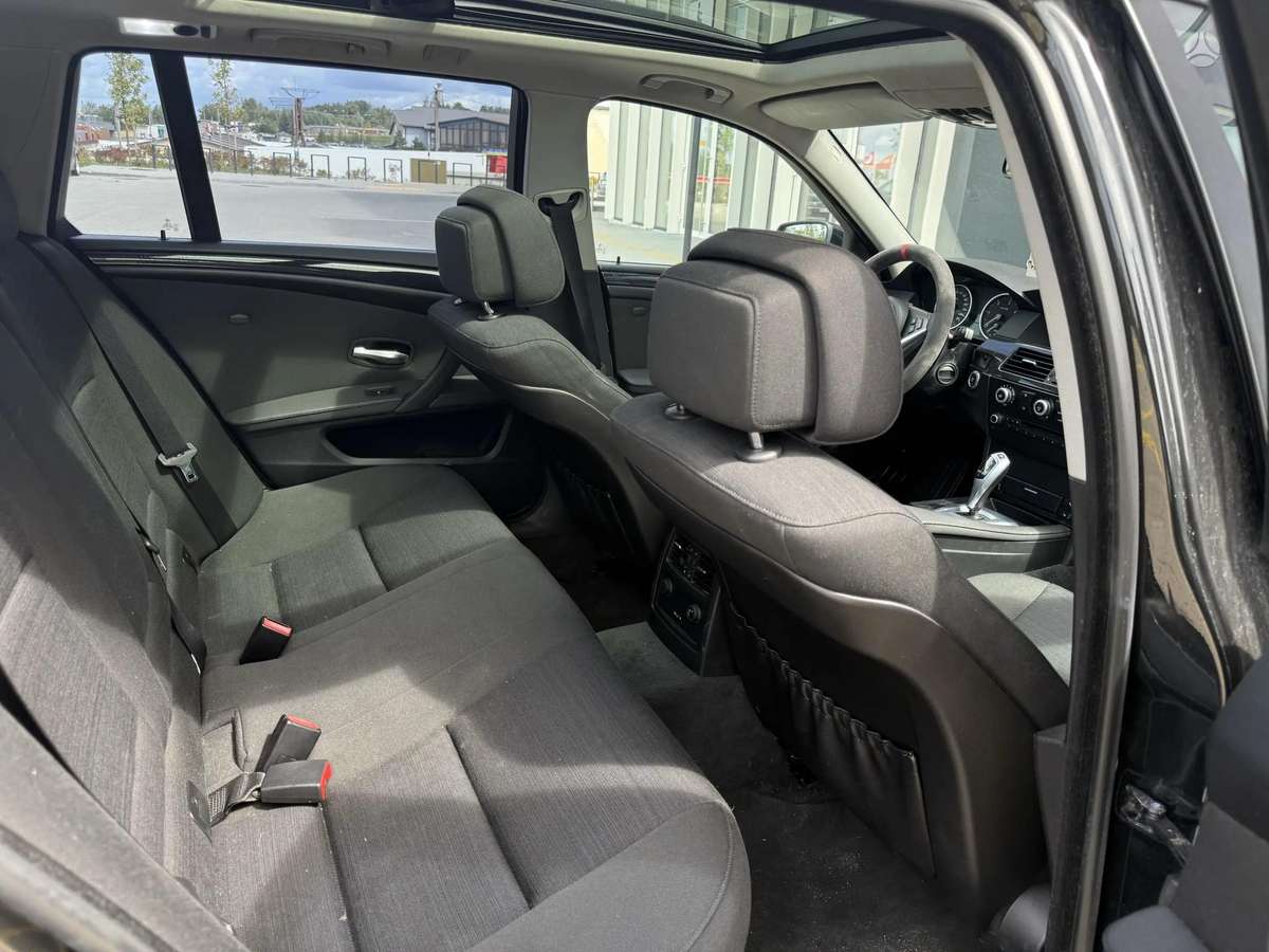 BMW 520, 2.0 l., wagon