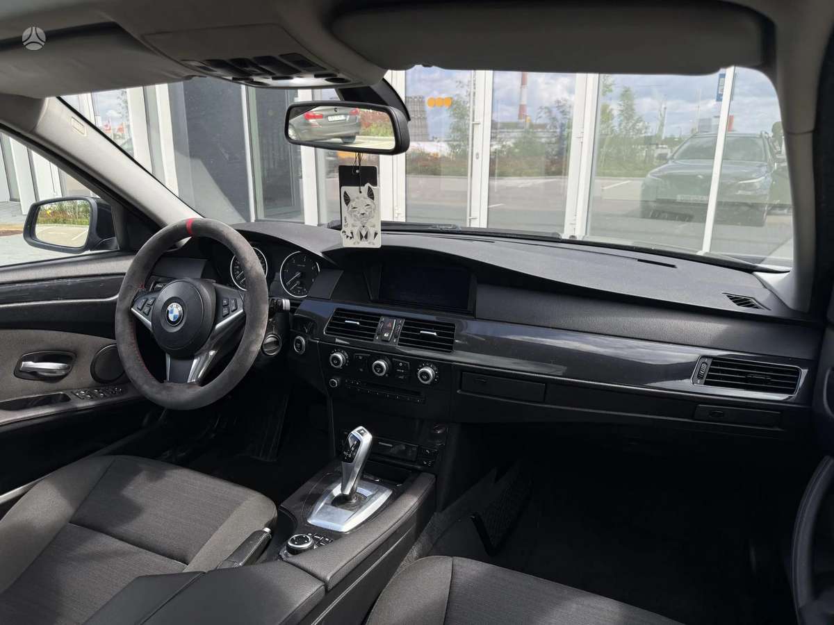 BMW 520, 2.0 l., wagon