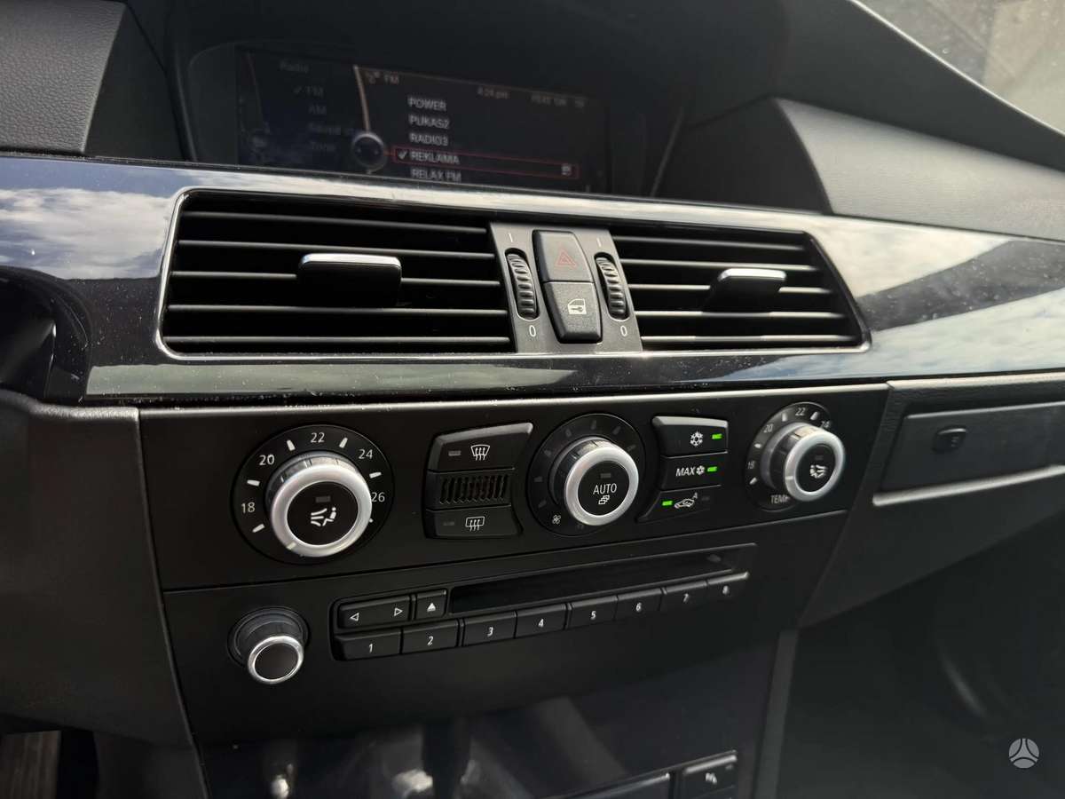 BMW 520, 2.0 l., wagon
