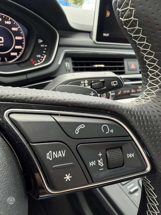 Audi A4, 3.0 l., universalas