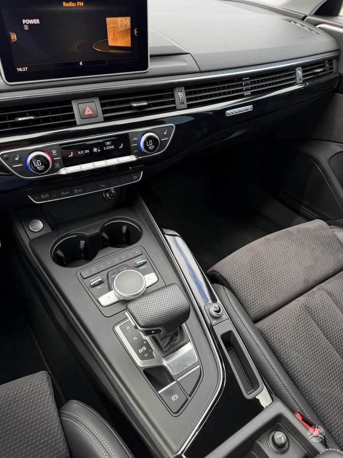 Audi A4, 3.0 l., universalas