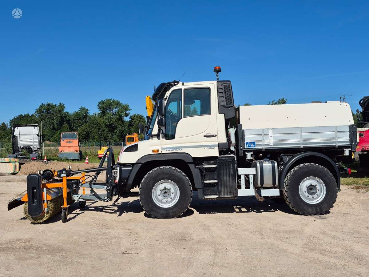Mercedes-Benz Unimog U318, самосвалы