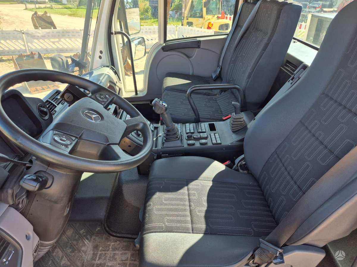 Mercedes-Benz Unimog U318, самосвалы