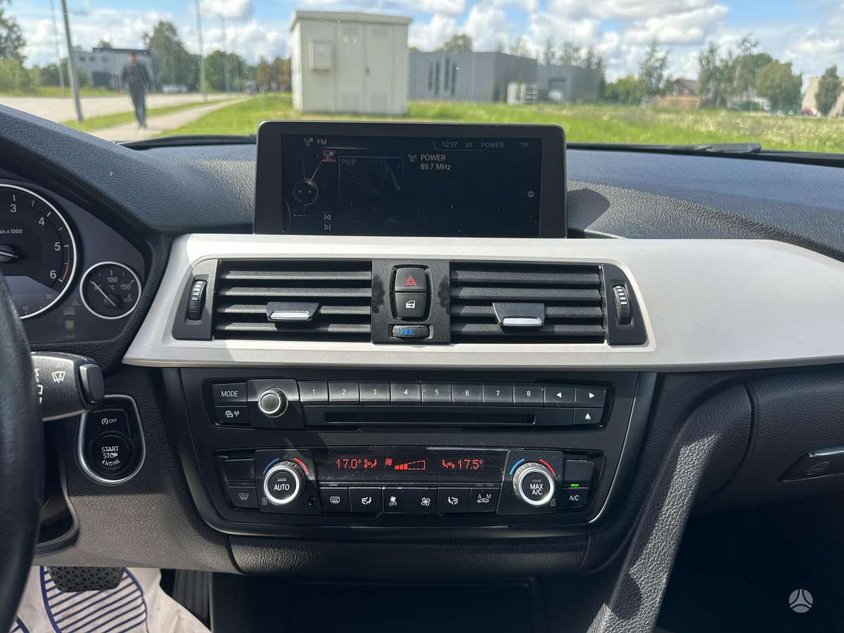 BMW 320, 2.0 l., Седан