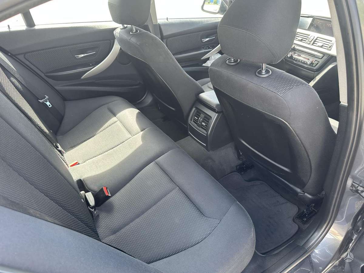 BMW 320, 2.0 l., Седан