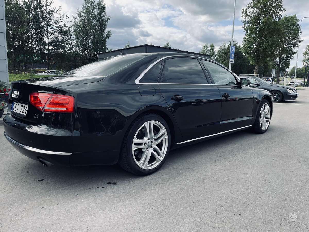 Audi A8, 4.2 l., limousine