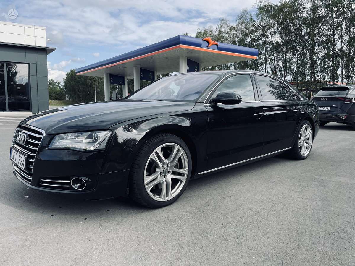 Audi A8, 4.2 l., Лимузин