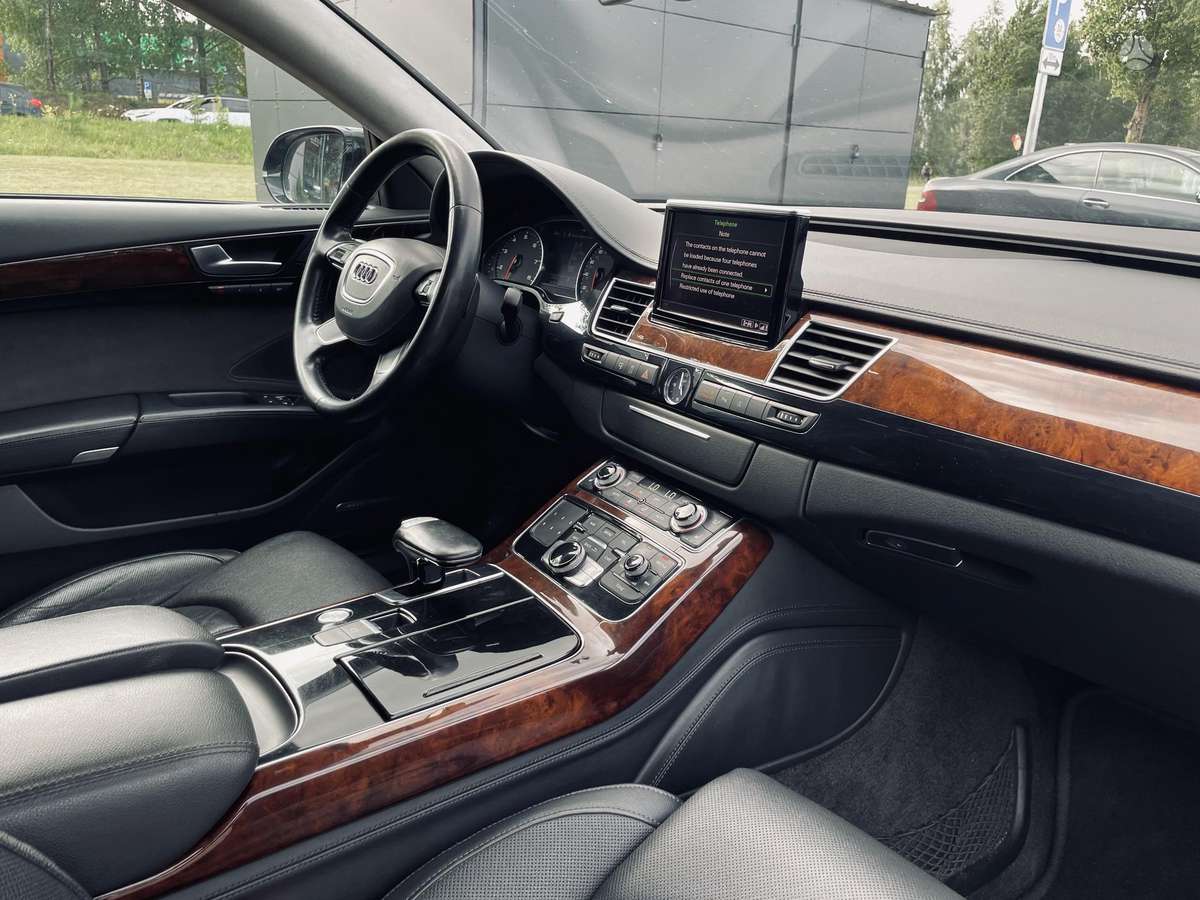 Audi A8, 4.2 l., Лимузин