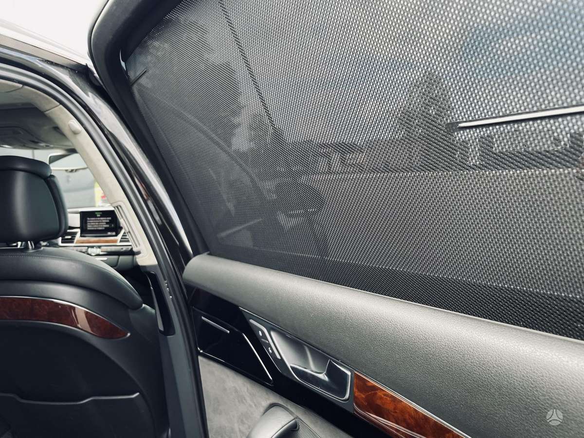 Audi A8, 4.2 l., Лимузин