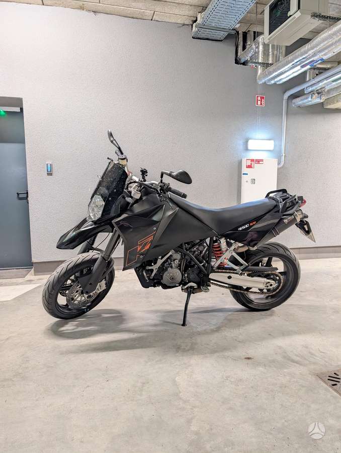 KTM Supermoto 950cc, supermoto