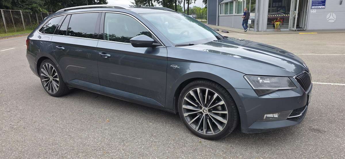 Škoda Superb - 4