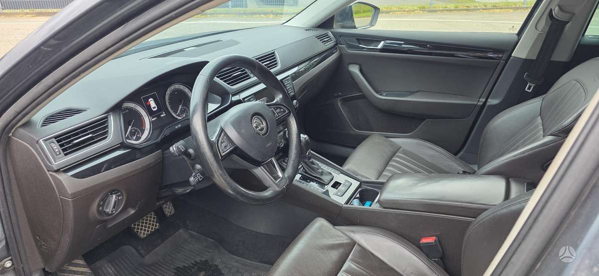 Škoda Superb - 8