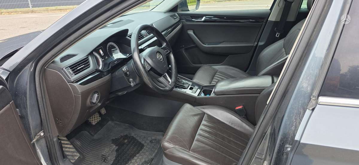 Škoda Superb - 10