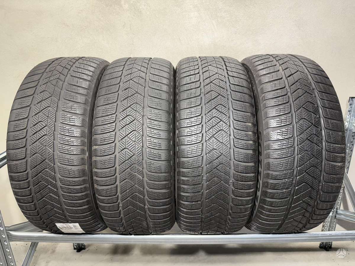 Pirelli Sottozero3, winter 245/45 R18