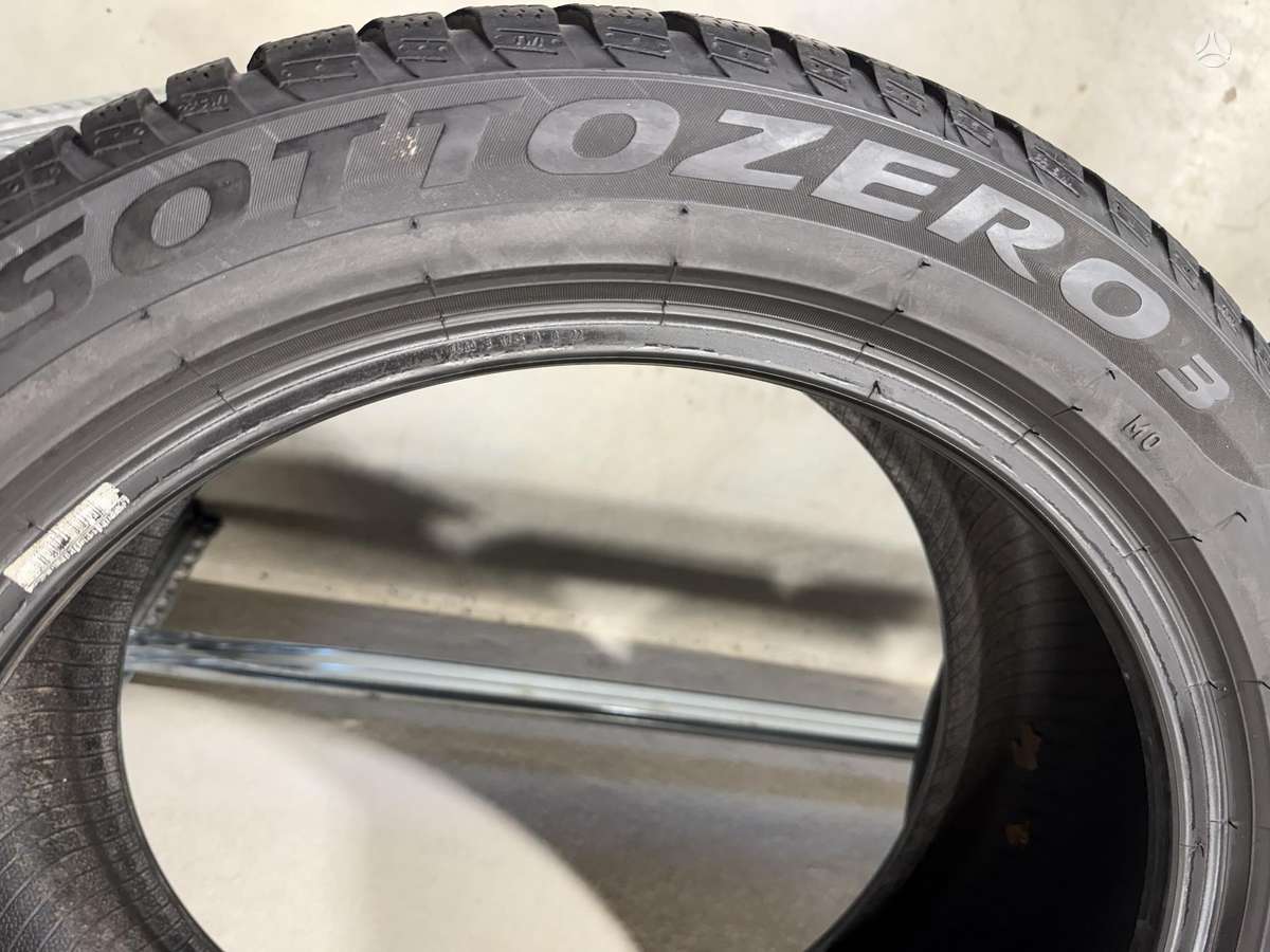 Pirelli Sottozero3, winter 245/45 R18