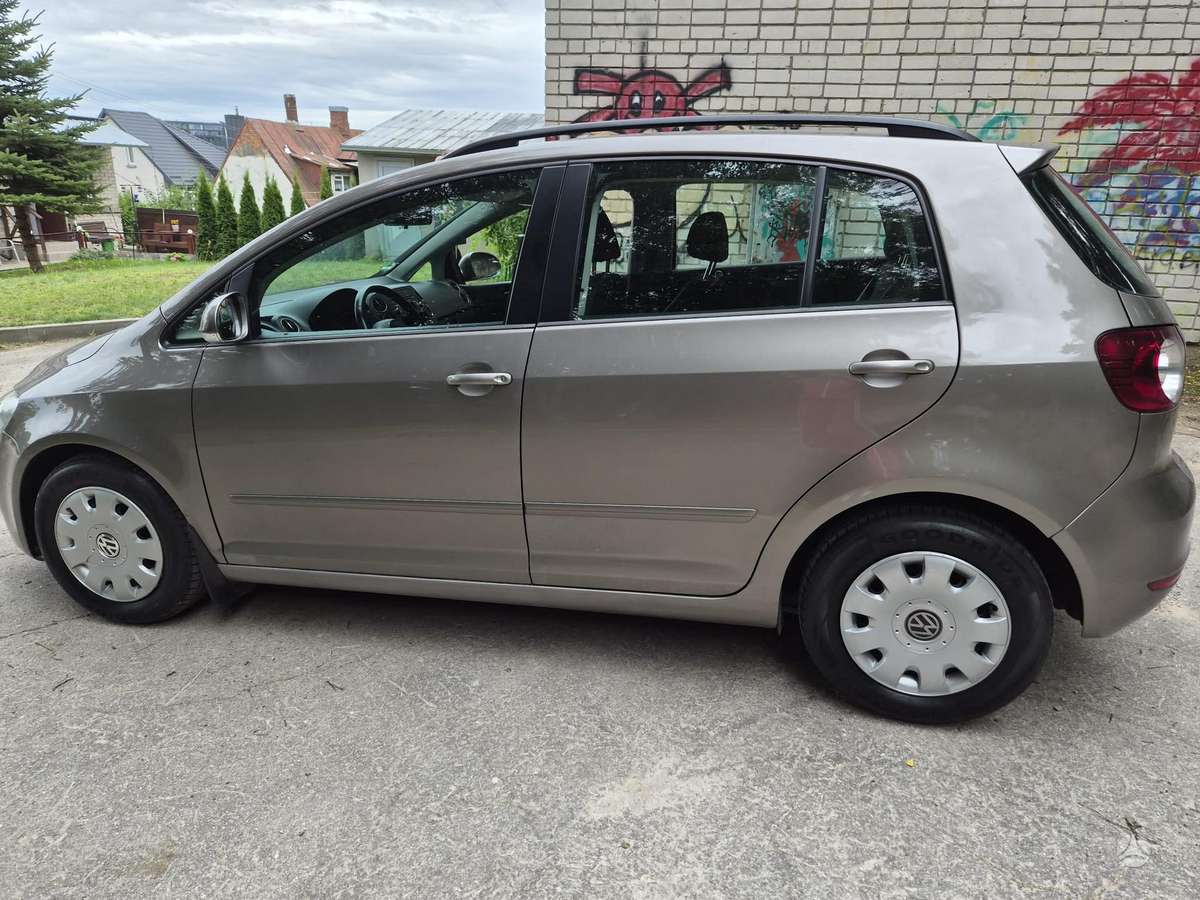 Volkswagen Golf Plus - 5