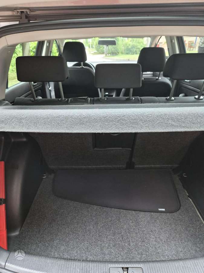 Volkswagen Golf Plus - 8