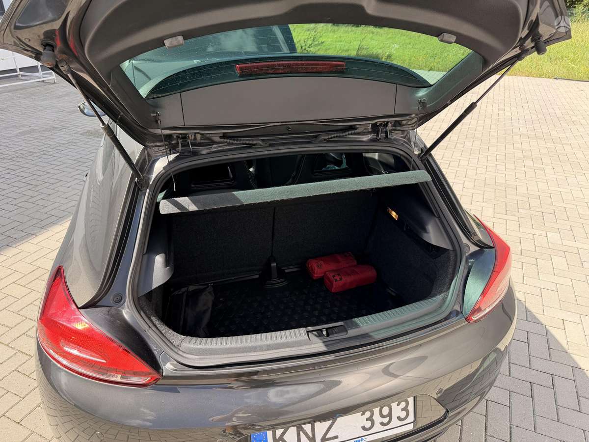 Volkswagen Scirocco, 1.4 l., Хэтчбек