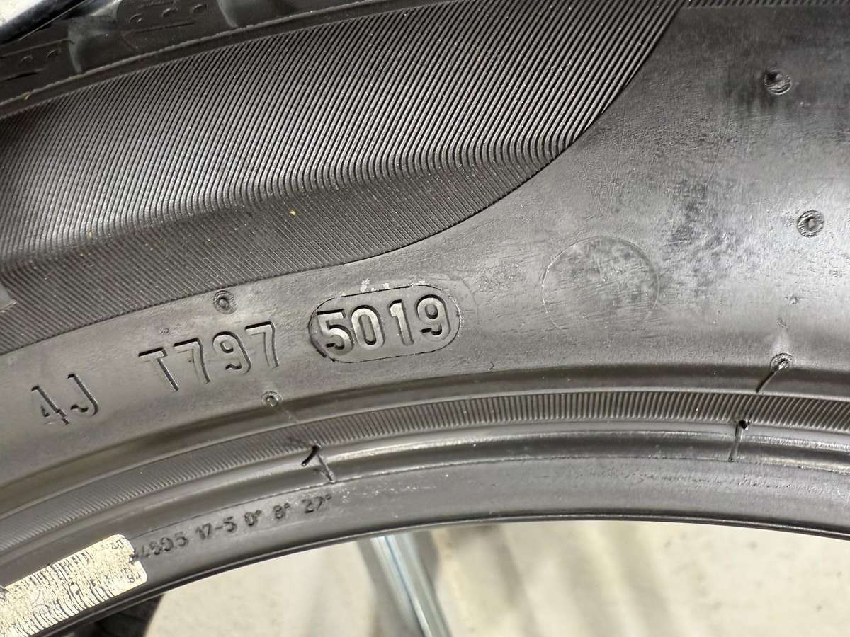 Pirelli Sottozero3, winter 245/45 R18