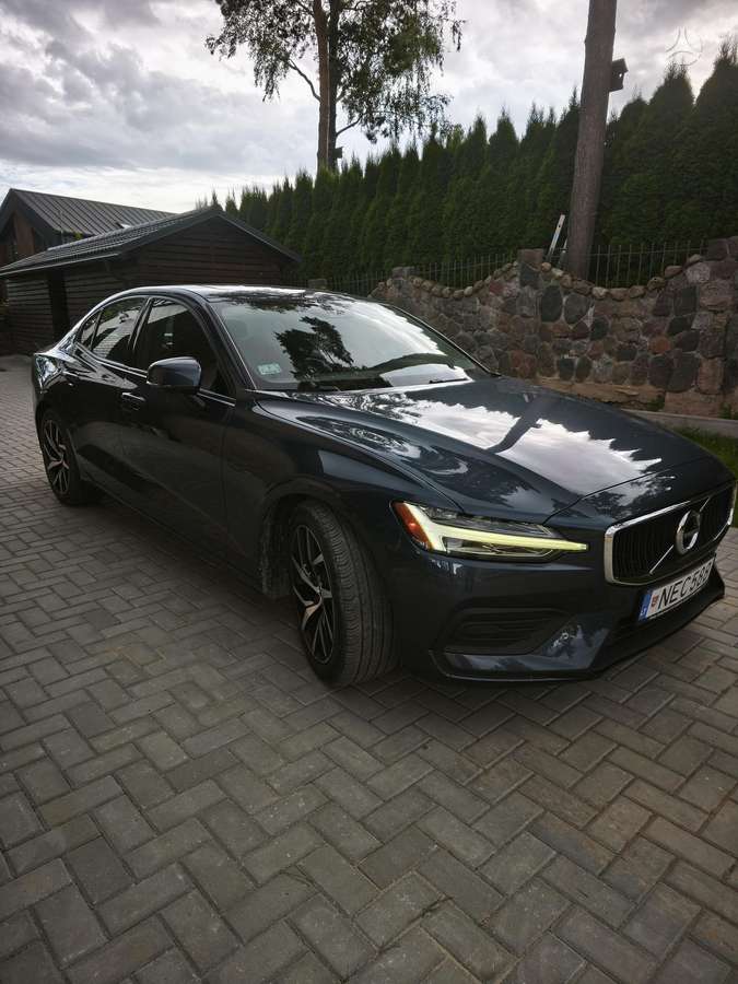 Volvo S60, 2.0 l., Седан