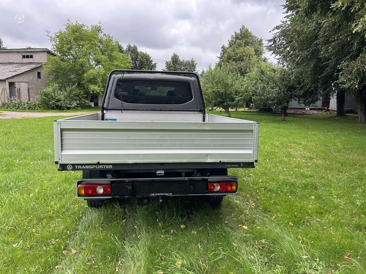 Volkswagen Transporter - 5