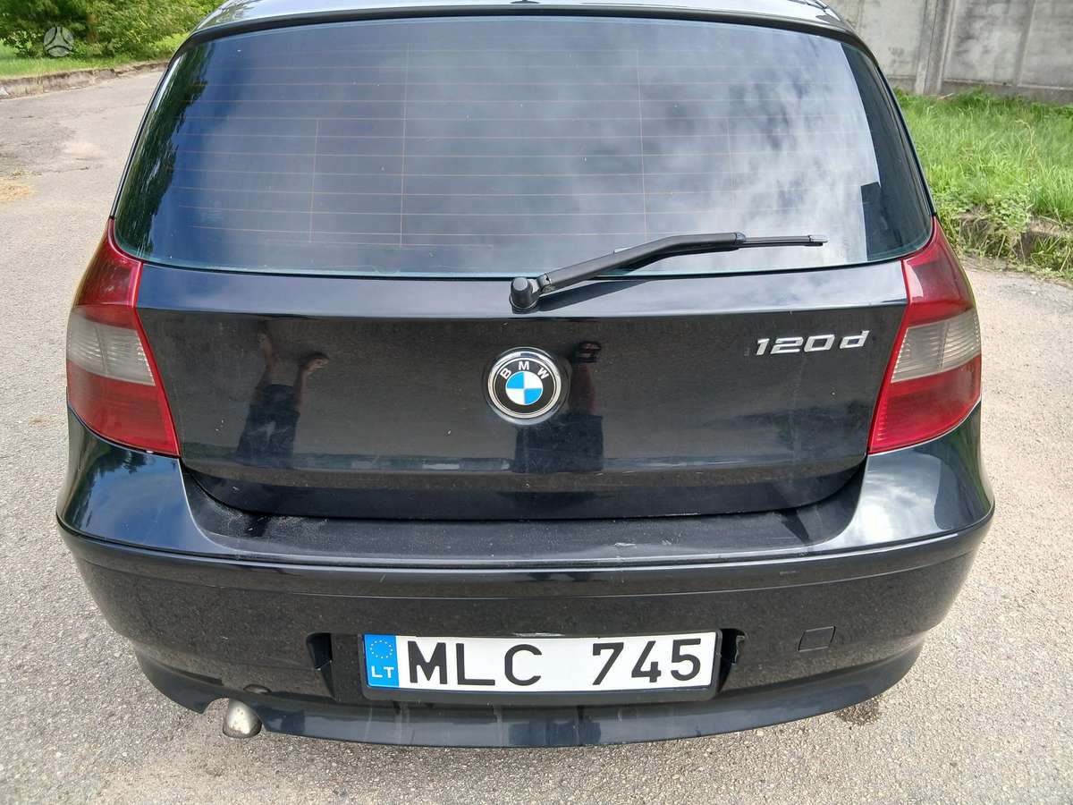 BMW 120, 2.0 l., hatchback