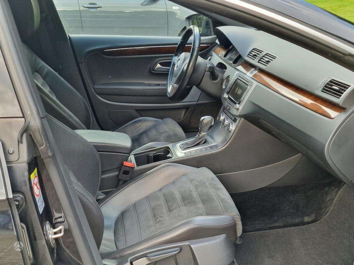 Volkswagen Passat CC - 12